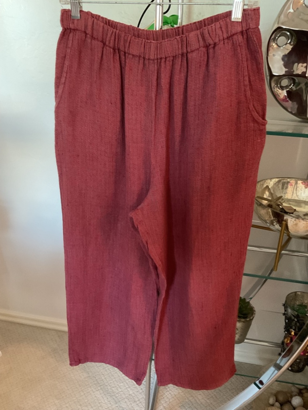 Flax women’s linen pull on straight leg pants in burgundy.